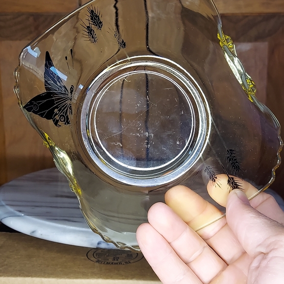 Yellow Butterfly Depression Glass - Picture 6 of 14